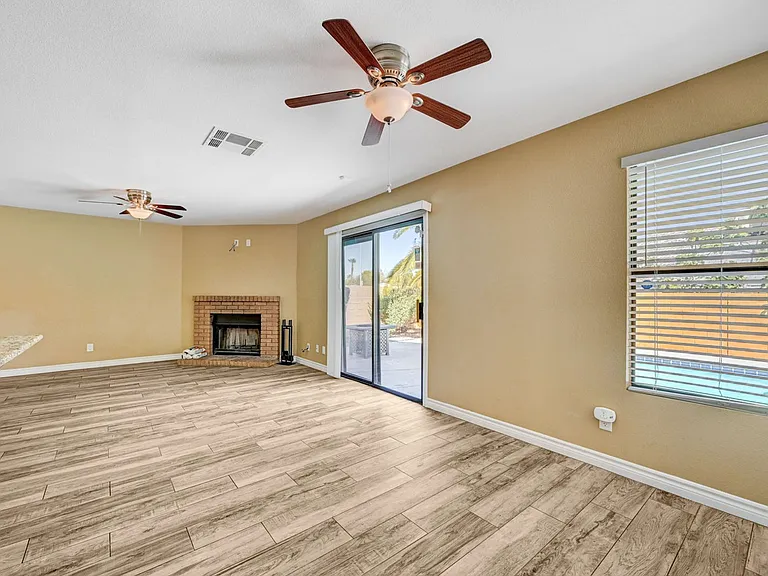 3949 Rhine Way — Photo 15