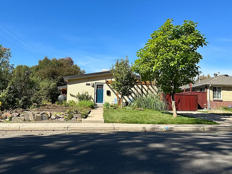 2605 N Perry St — Photo 11