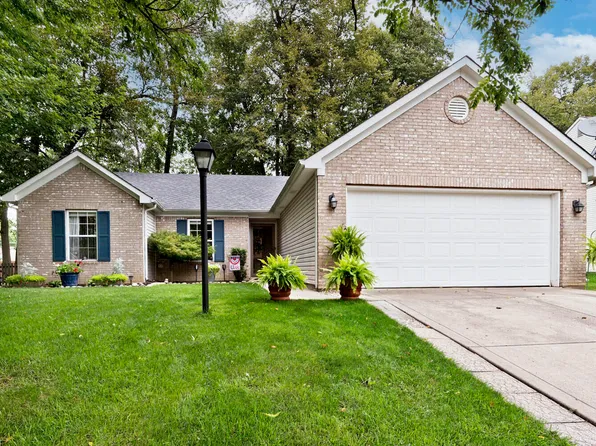 6026 Maple Branch Pl, Indianapolis, IN 46221
