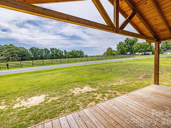 2nd image of 603 Hogan Farm Rd