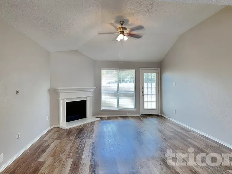2516 Concina Way — Photo 2