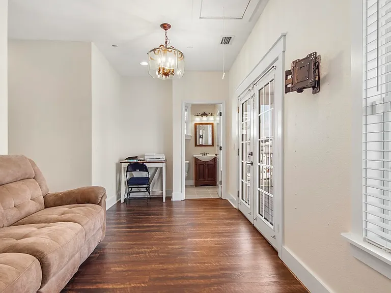 5806 Jasmine Ct — Photo 13