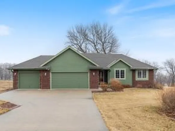 3372 Prairie Trl, Logan, IA 51546