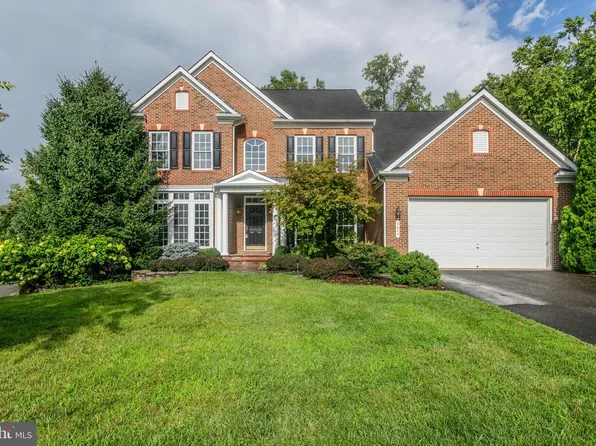 5605 James Gunnell Ln, Alexandria, VA 22310