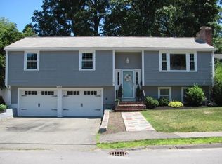 11 Longwood Rd, Braintree, MA 02184