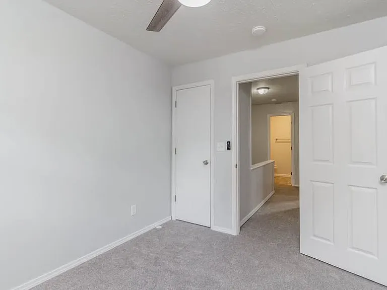624 Holly St #B — Photo 5