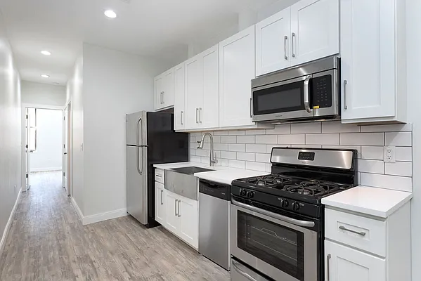 Rented by Bold New York | media 15