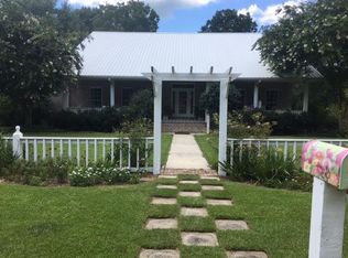 60 Mudgie Farm Ln, Picayune, MS 39466