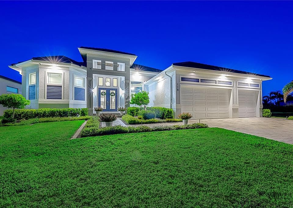 1st image of 118 NW 39TH AVENUE