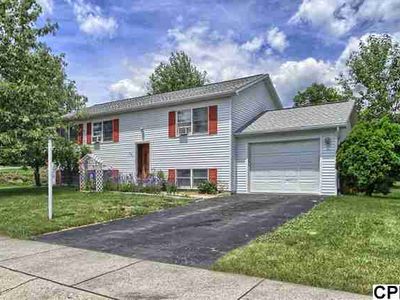 684 Frances Dr, Harrisburg, PA, 17109