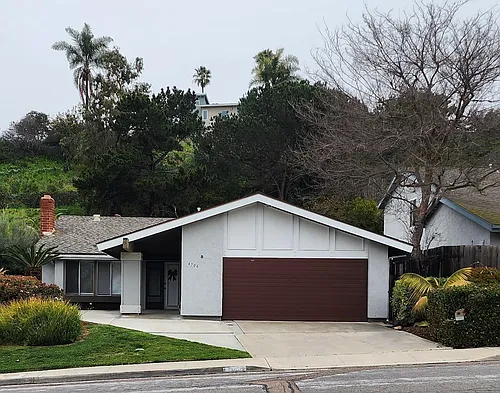 4704 Leathers St Photo 1