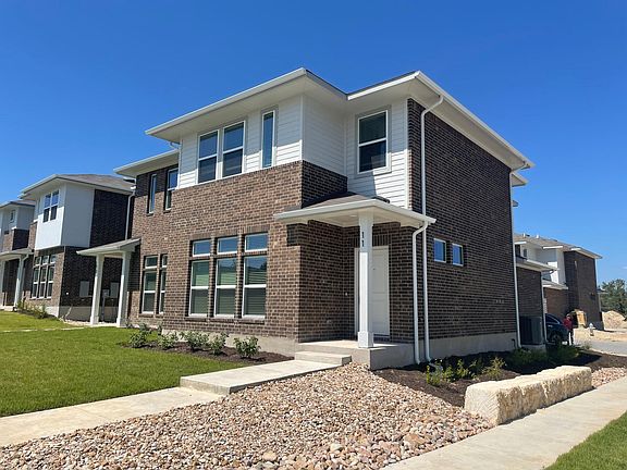 2nd image of 605 W South St #11