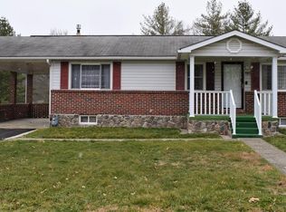 180 Walter St, Beckley, WV 25801