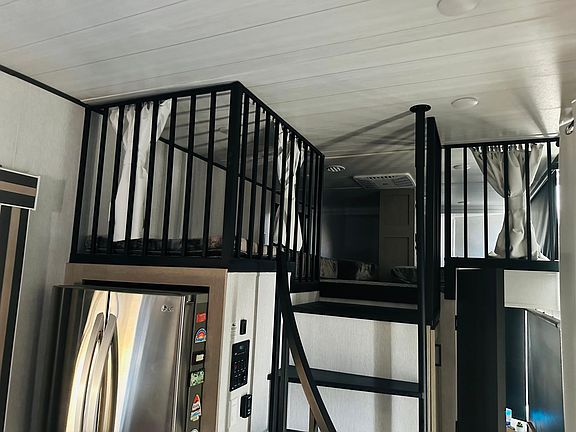 5th image of 7601 W 42nd St #17