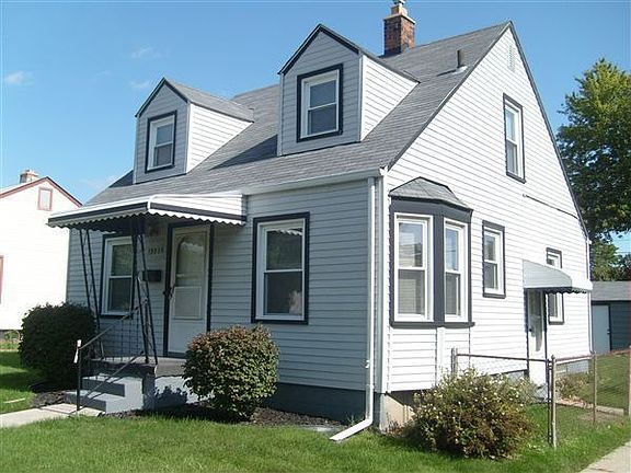 Kenosha front house 2
