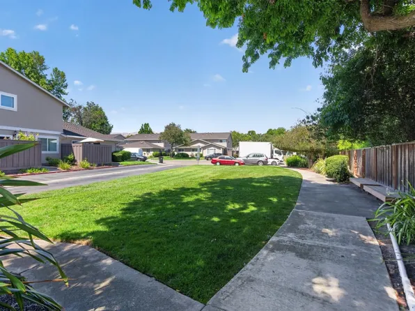 378 San Miguel Ct APT 2, Milpitas, CA 95035