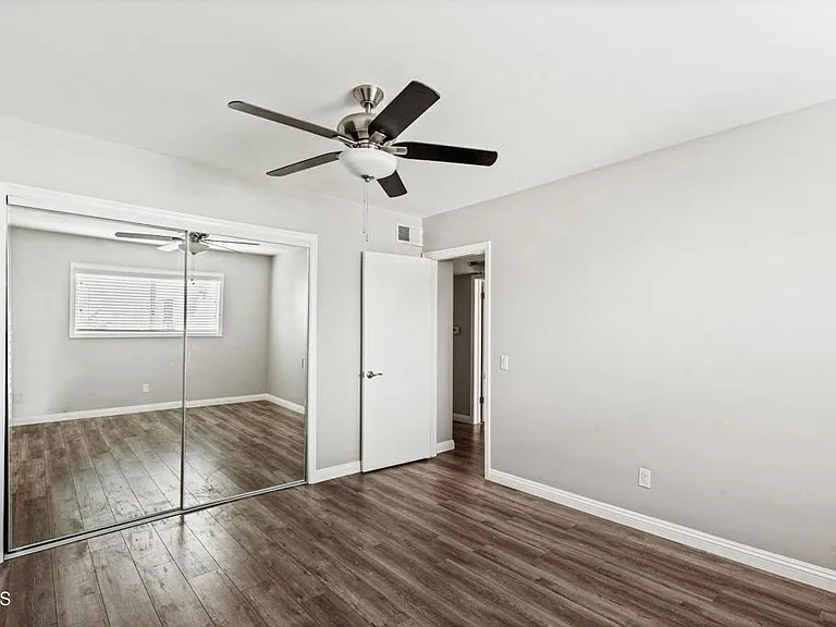 460 E Cypress Ave #C — Photo 9