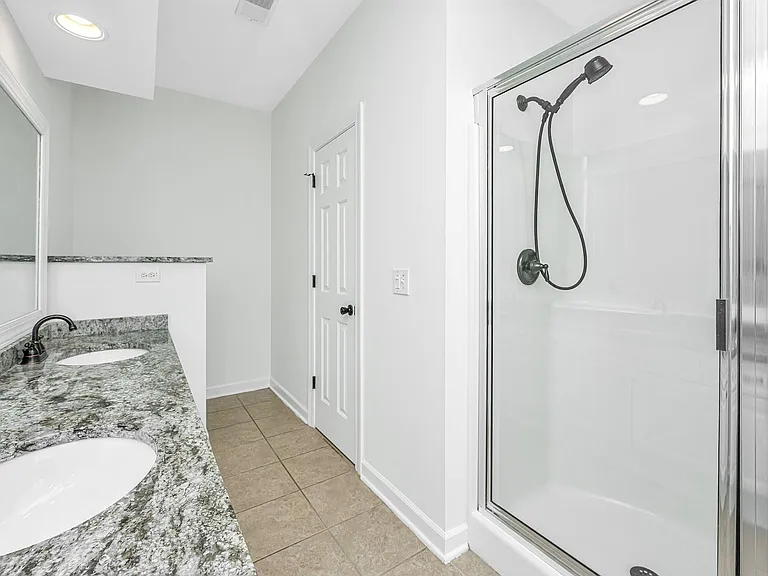 1476 Belcourt Ln — Photo 23