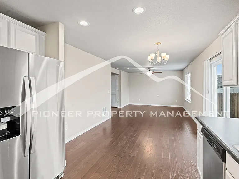 10938 Clarion Dr — Photo 10