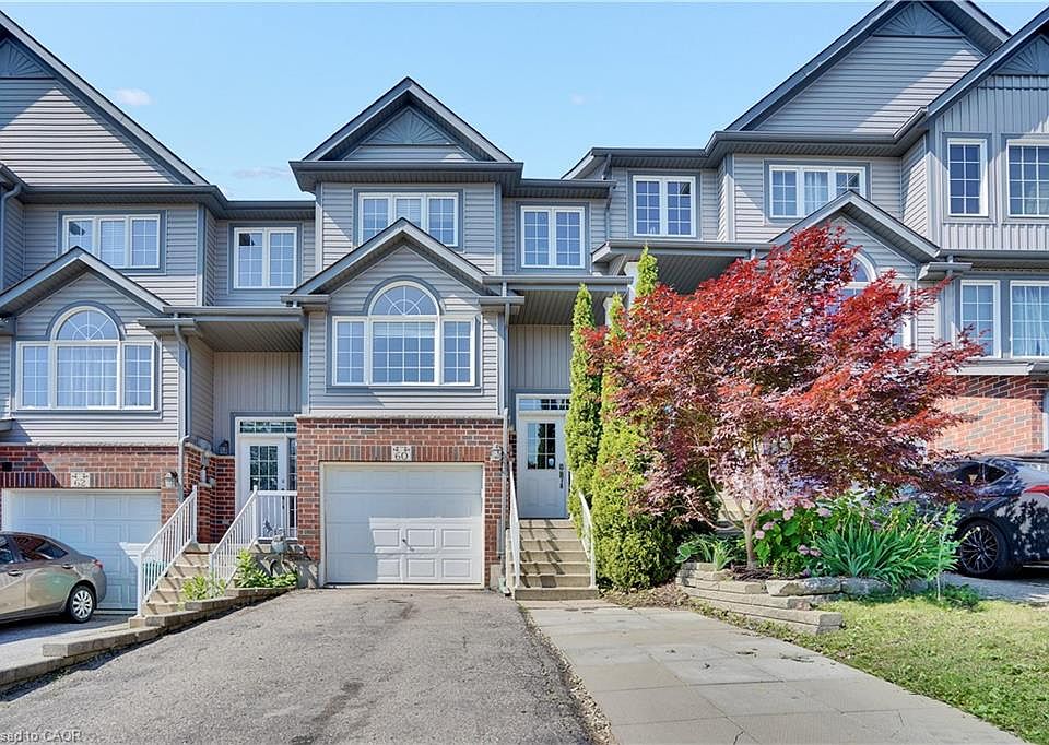 1st image of 60 Featherstone St