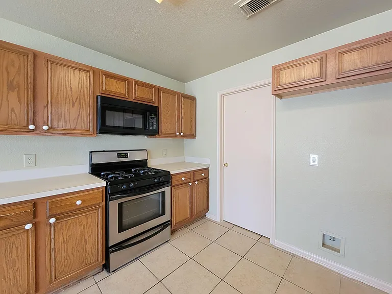 21807 Aspen Mist Ln — Photo 15