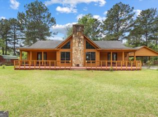 1070 Edna Moore Rd, Eastman, GA 31023