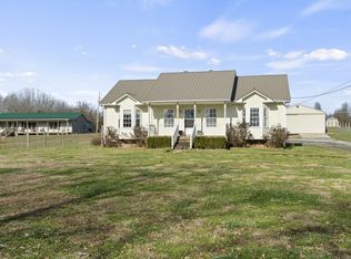 634 W Harper Rd, Portland, TN 37148