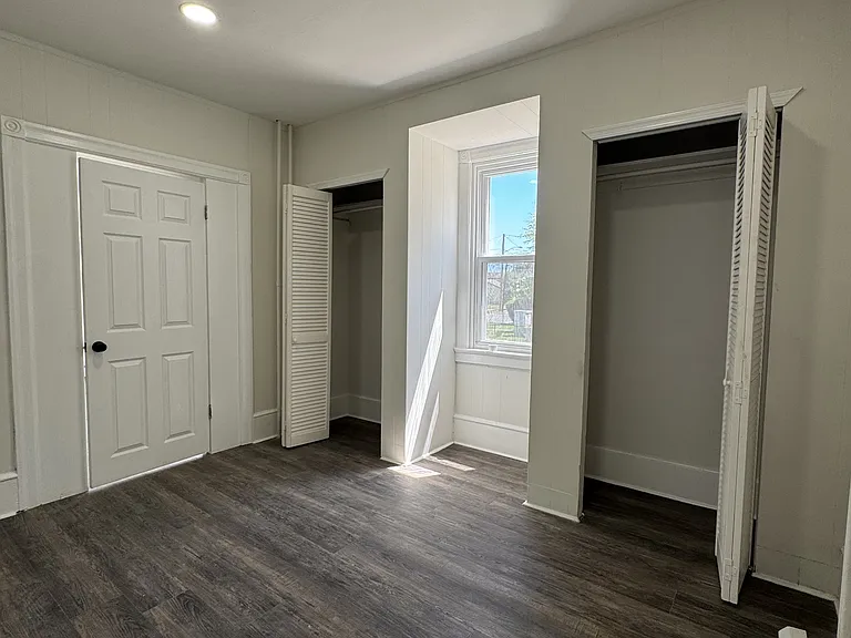 517 Bentley Ave — Photo 11