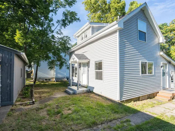 918 23rd Pl, Des Moines, IA 50312