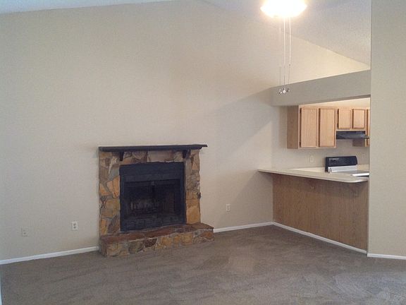 3rd image of 4735 N Dawnmeadow Ct