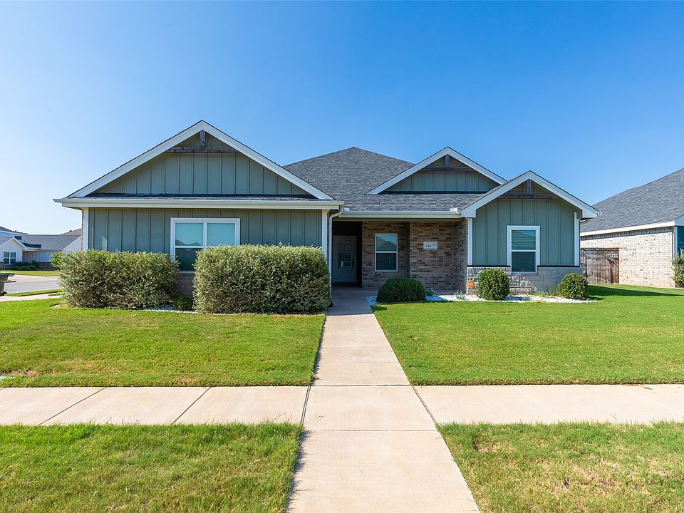 1st image of 244 Sophia Ln