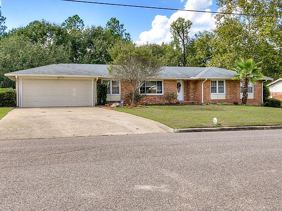 2nd image of 1910 Brenda Drive