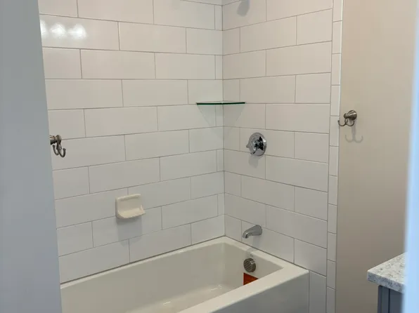 474 Washington St #474, Canton, MA 02021