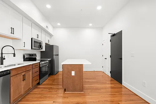 Floor plan 202