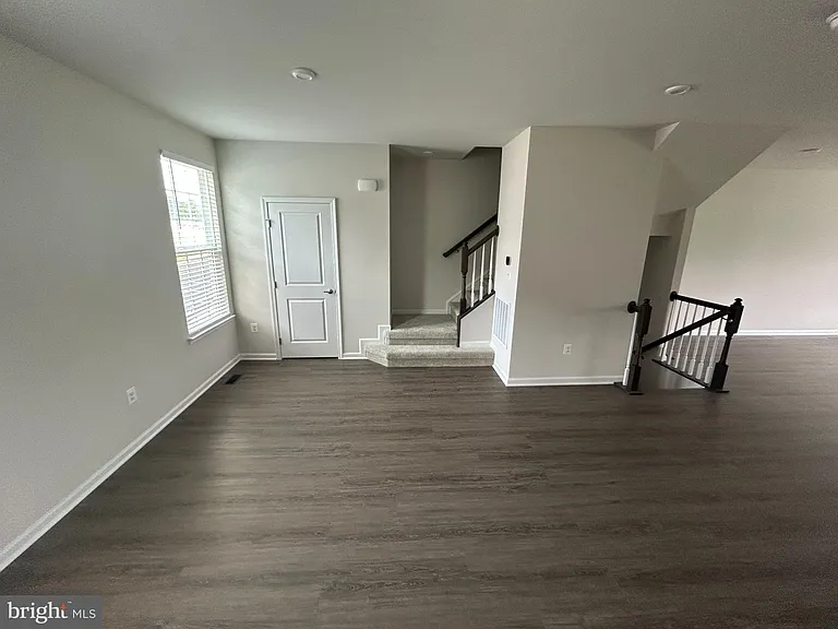 36072 Coyote — Photo 13