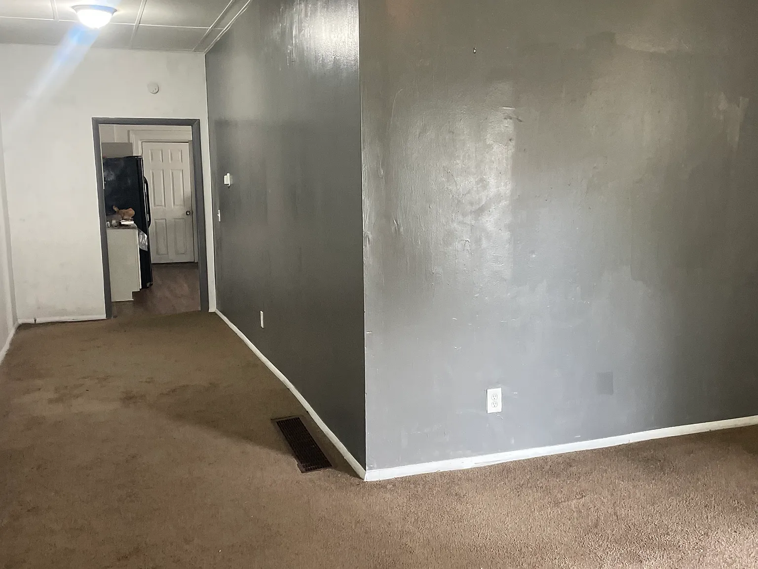 1 bed, 1100 sqft, $950 — Photo 4
