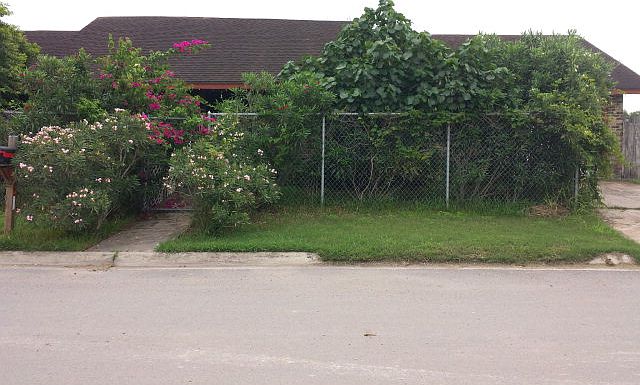1st image of 2618 Minnie Ave