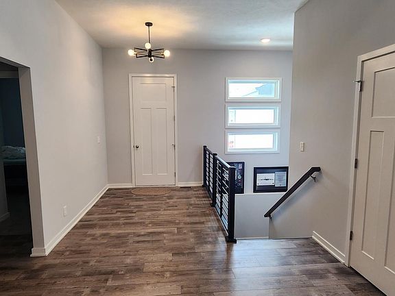 5th image of 13707 S 54th St