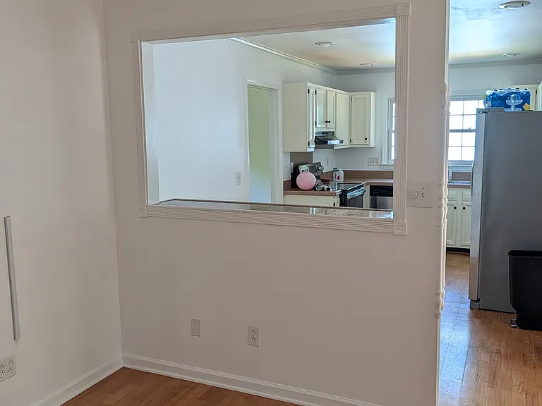 959 Foxborough Rd — Photo 24