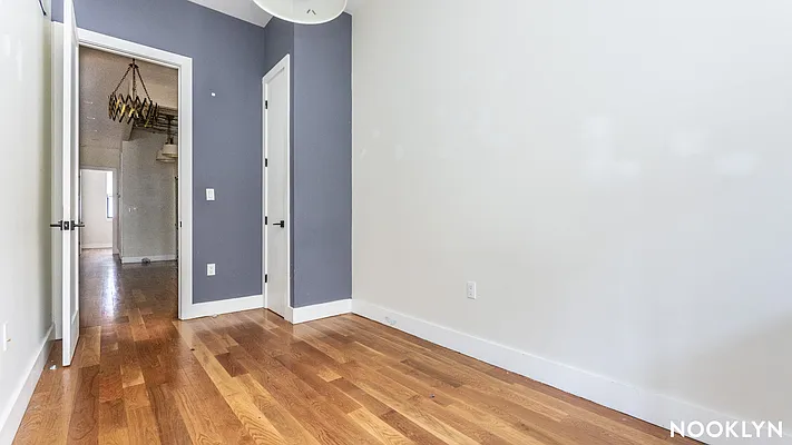 Rented by Nooklyn NYC LLC | media 18