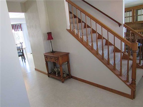 2nd image of 1509 Jennifer Ct