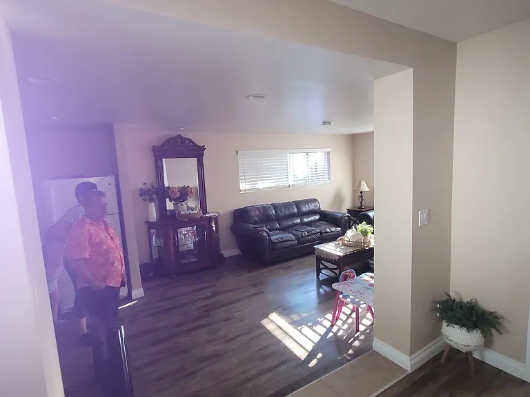 1207 N Fries Ave #B — Photo 4