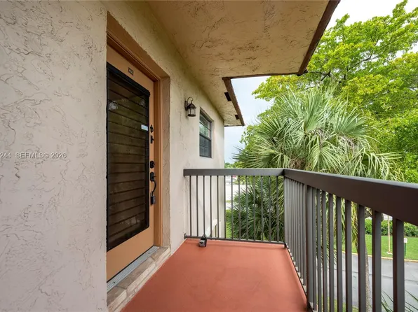 4940 E Sabal Palm Blvd #Ph414, Tamarac, FL 33319