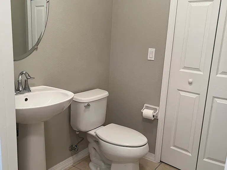 9081 Gervais Cir #806 — Photo 17