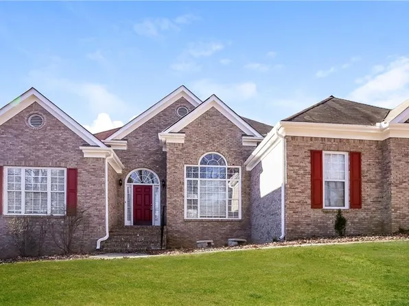 1870 Dartford Way, Hoschton, GA 30548