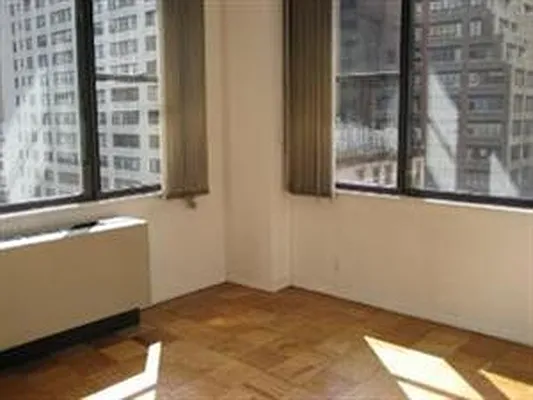 Rented by Douglas Elliman | media 23