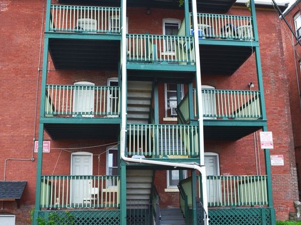 286 Park St #3E