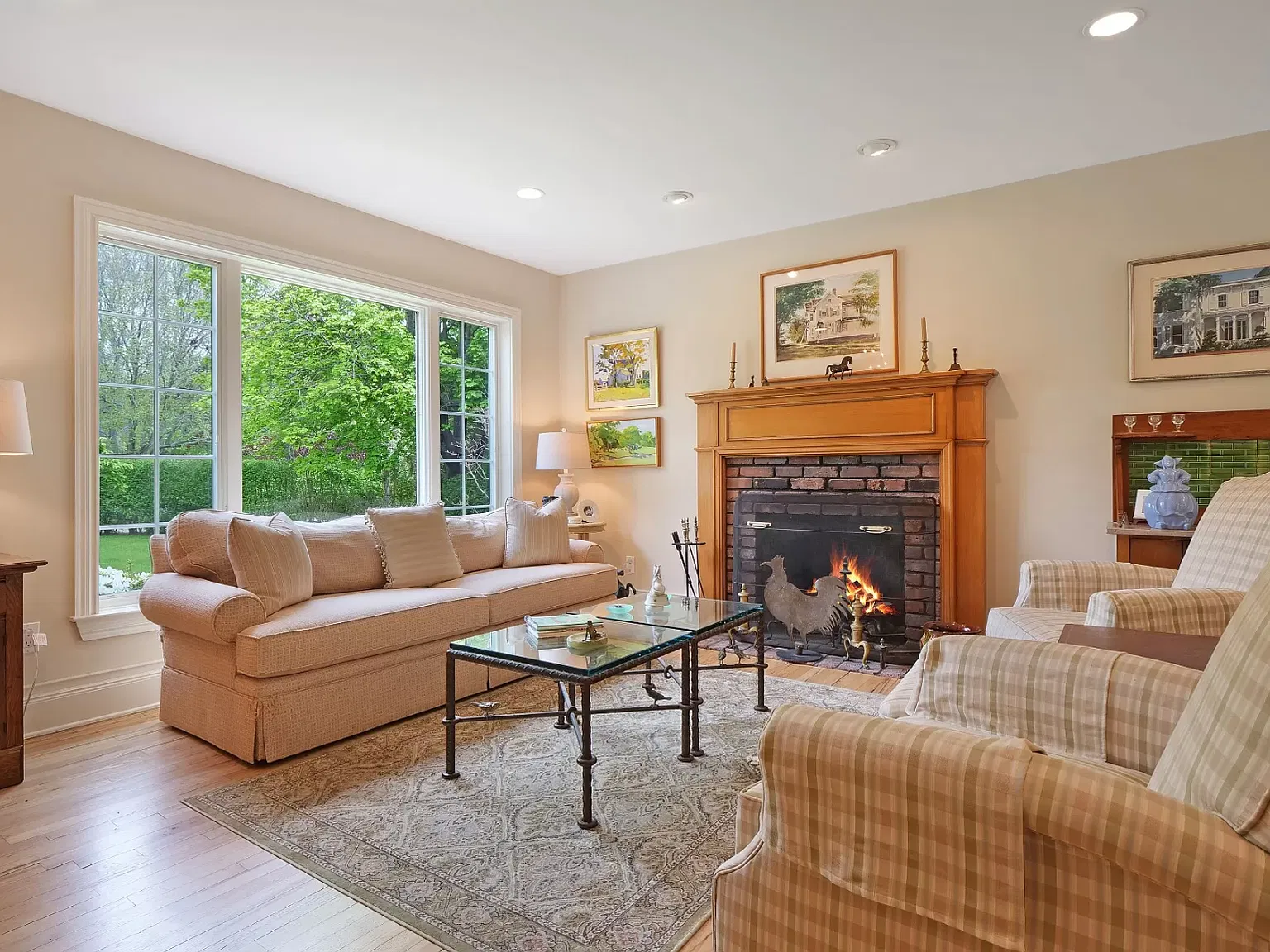 4 Bedroom Bridgehampton South — Photo 3