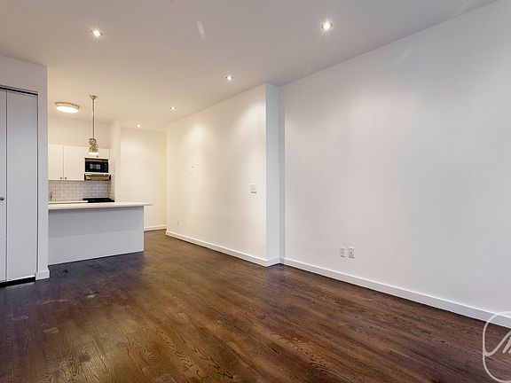 2nd image of 65 4th Ave APT 4B