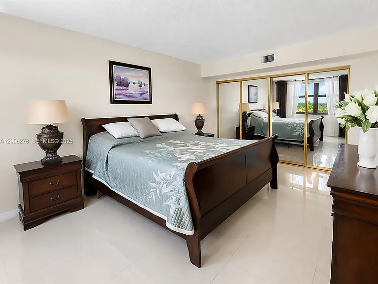 2401 S Ocean Dr #1007 — Photo 18